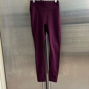 Fabletics woman’s Motion365 high waisted leggings